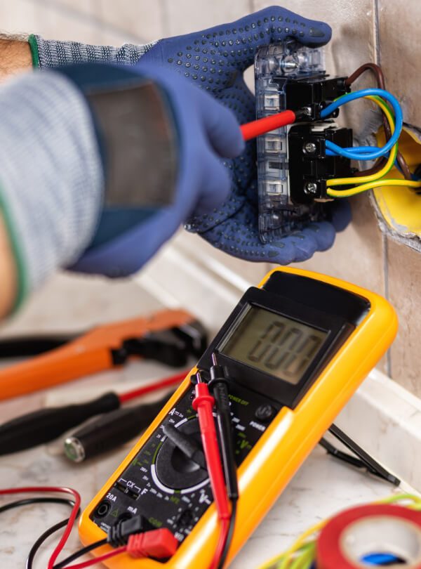 5-zeuz-electric-Électricien-La-Cadière-d’Azur-83 (1) Électricien à La Cadière-d’Azur